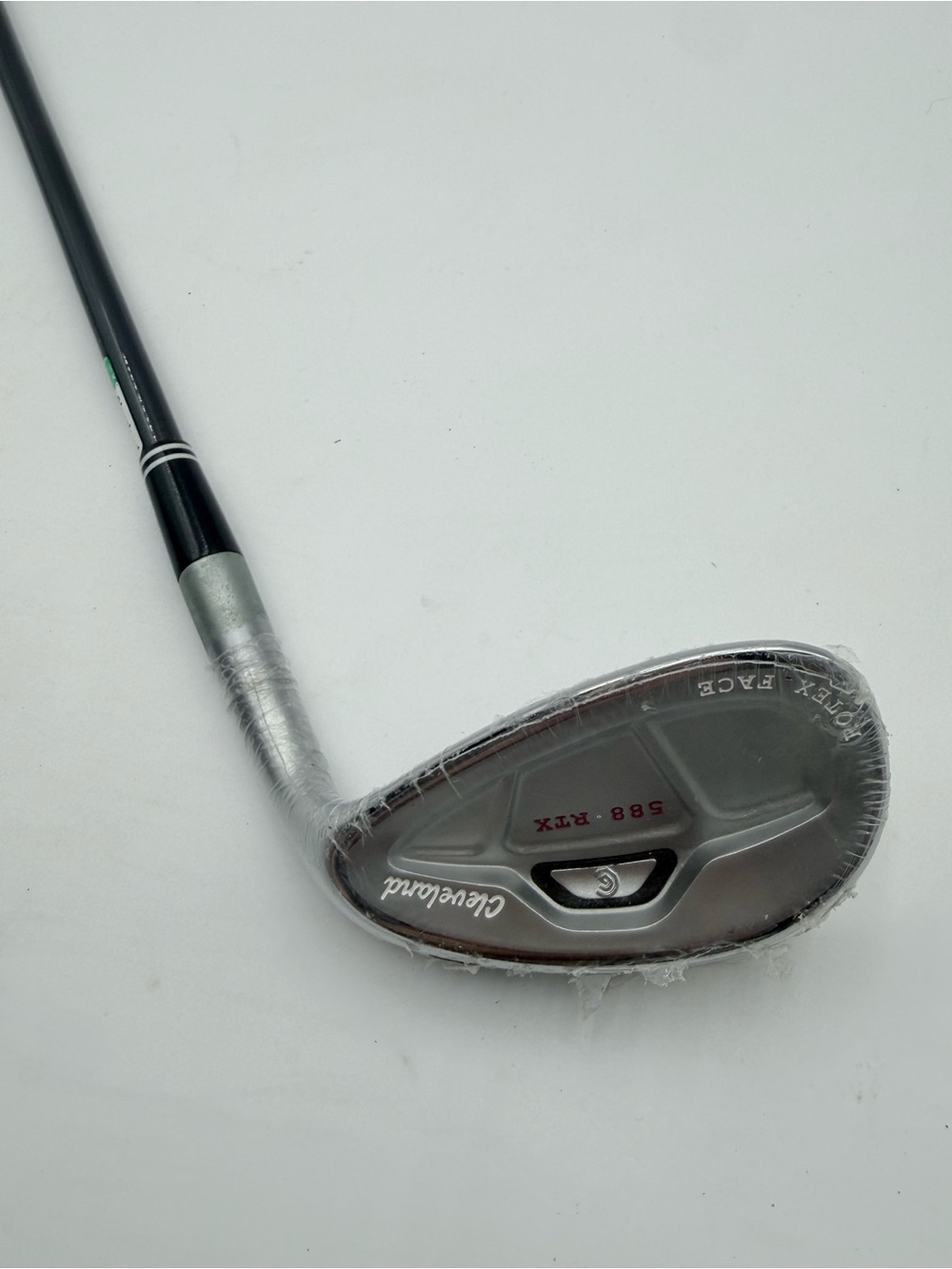 NEW Cleveland 588 RTX Rotex Face 56° 14 Sand Wedge - Cleveland Graph Shaft - RH